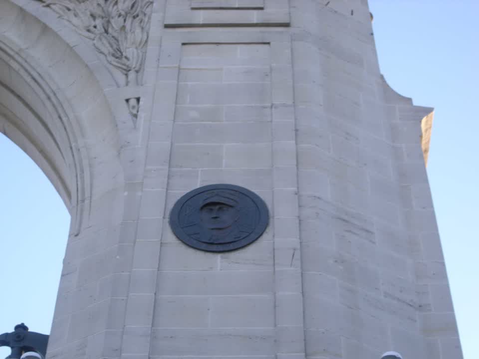 the register’s photograph of the plaque at Bridge Of Remembrance