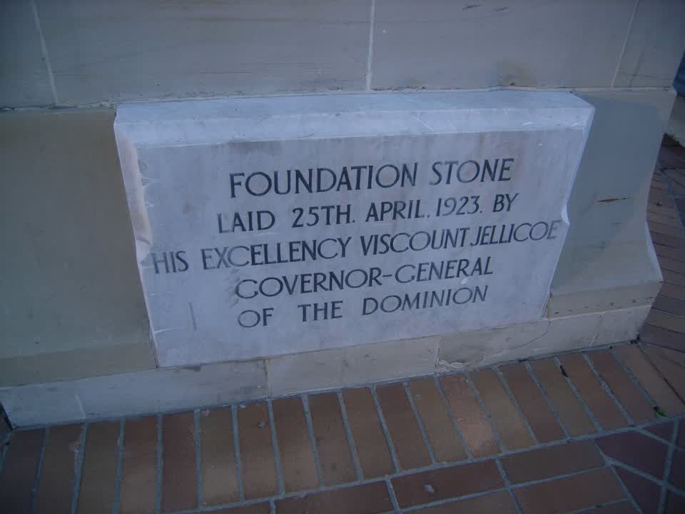 the register’s photograph of the plaque at Bridge Of Remembrance