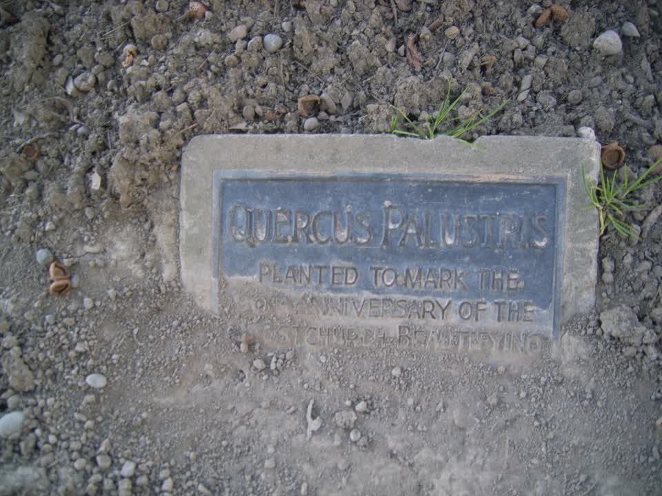the register’s photograph of the plaque at Victoria Square