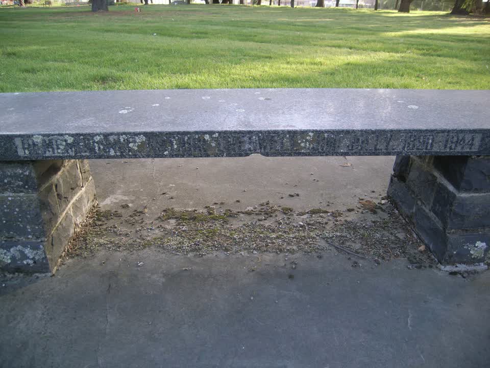 the register’s photograph of the plaque at Ruru Lawn Cemetery