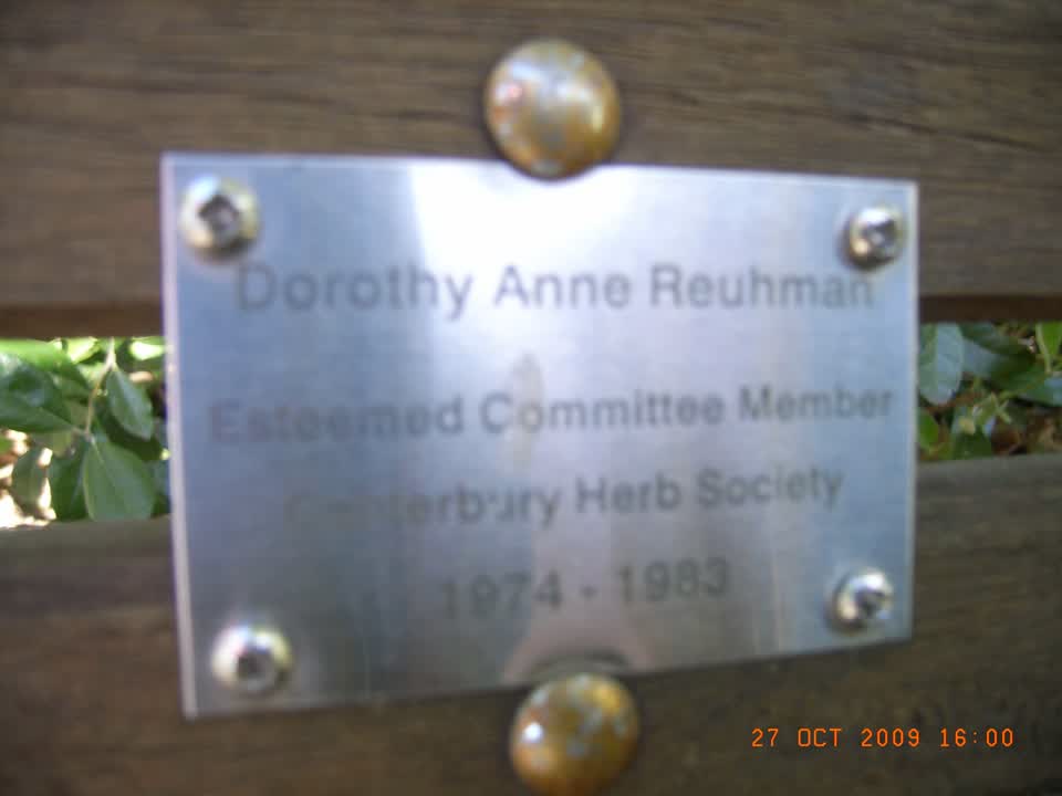 the register’s photograph of the plaque at Mona Vale