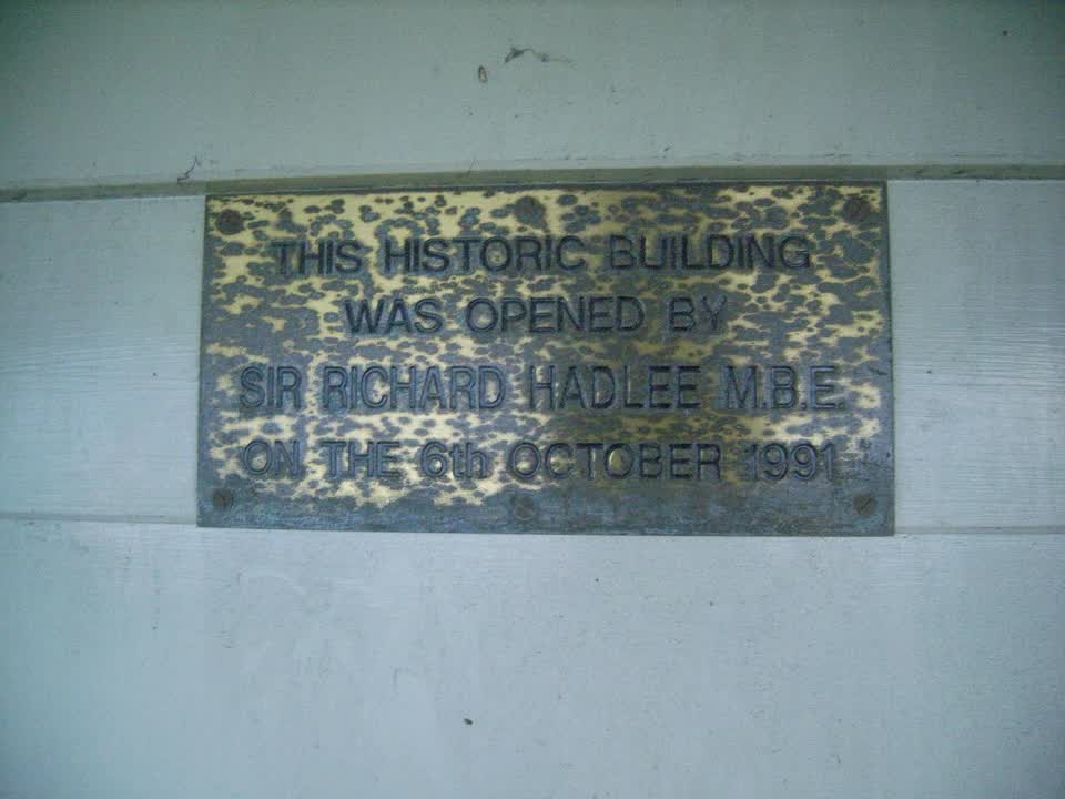 the register’s photograph of the plaque at Hagley Park South