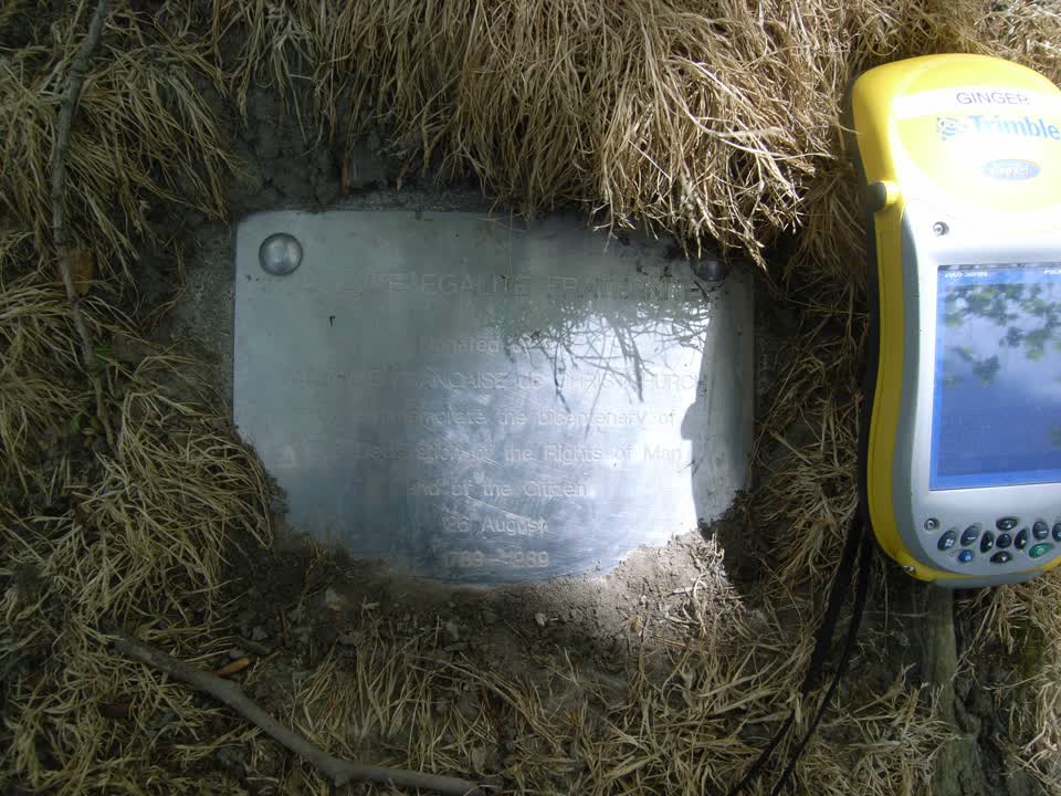 the register’s photograph of the plaque at Hagley Park North