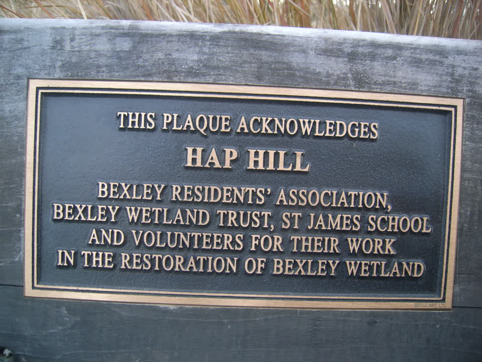 the register’s photograph of the plaque at Bexley Wetland