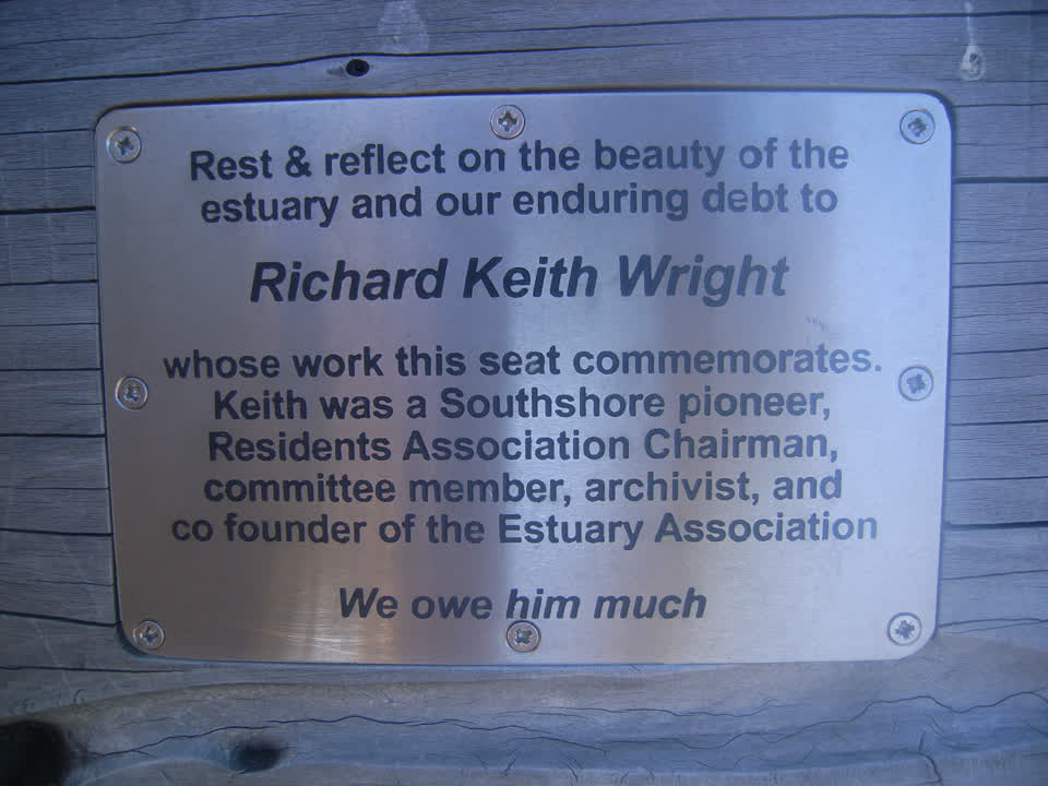 the register’s photograph of the plaque at Spit Reserve