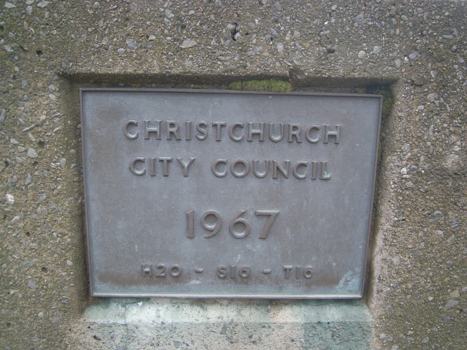the register’s photograph of the plaque at Avon And Heathcote Estuary