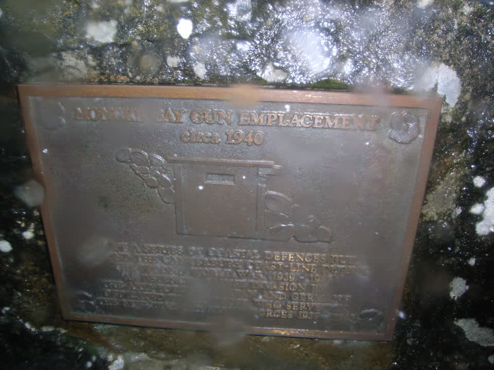 the register’s photograph of the plaque at Monks Bay Gun Emplacement