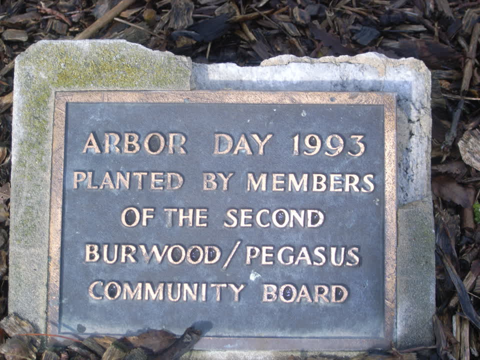 the register’s photograph of the plaque at Avon And Heathcote Estuary