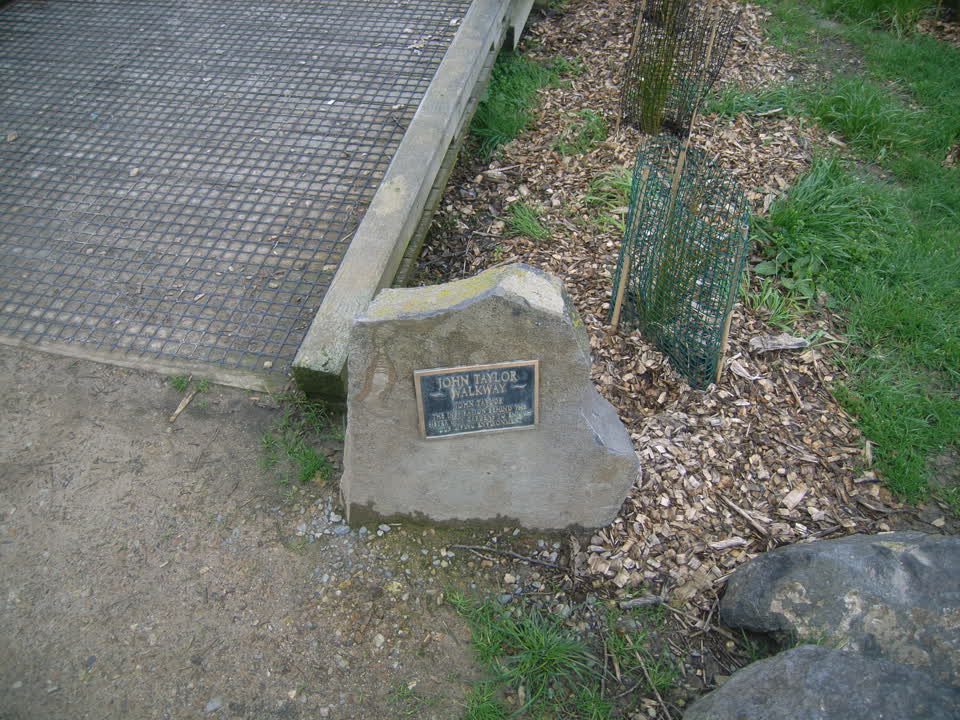 the register’s photograph of the plaque at Halswell Quarry Park