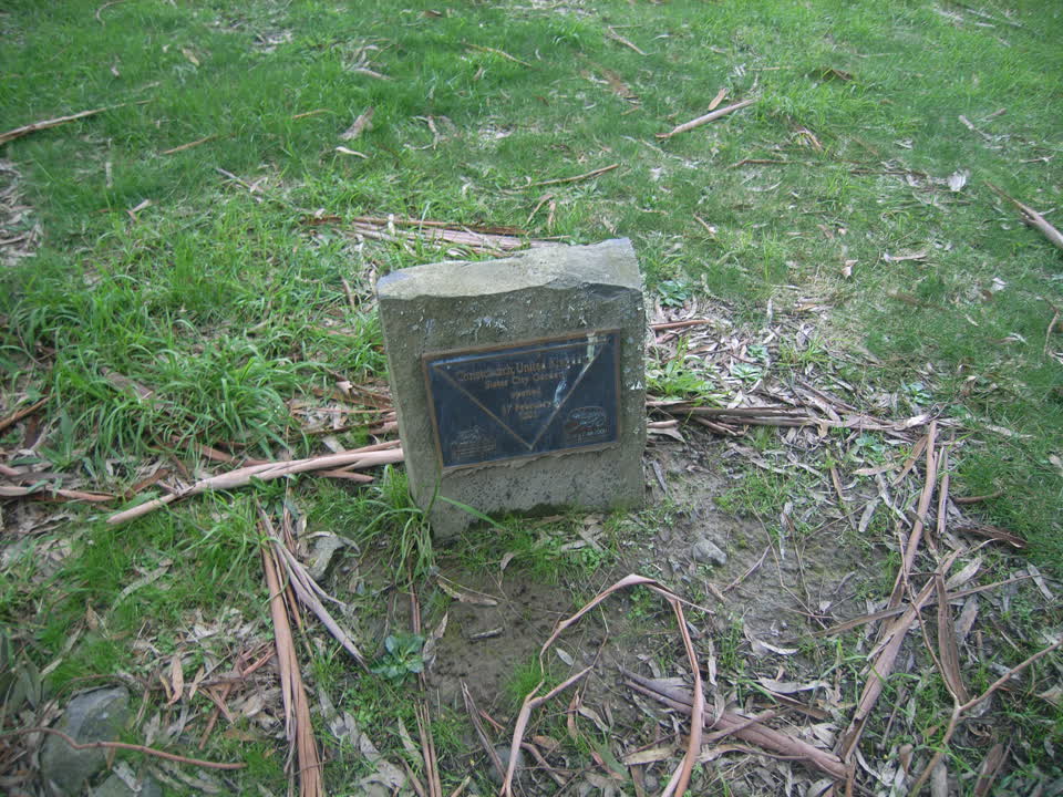 the register’s photograph of the plaque at Halswell Quarry Park