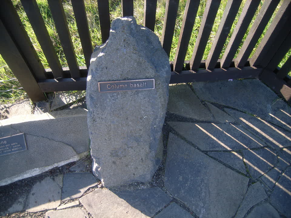 the register’s photograph of the plaque at Halswell Quarry Park