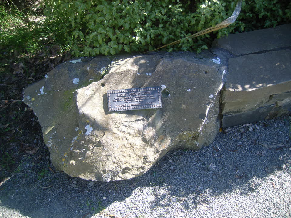 the register’s photograph of the plaque at Halswell Quarry Park