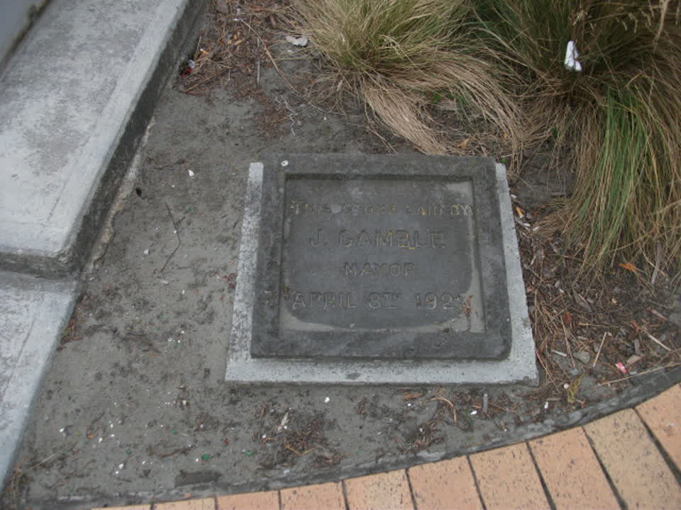 the register’s photograph of the plaque at New Brighton Beach Developed