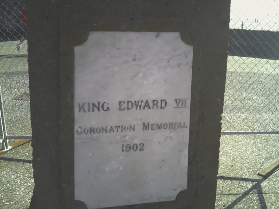 the register’s photograph of the plaque at King Edward Memorial