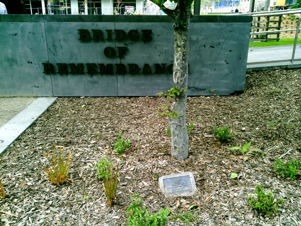 the register’s photograph of the plaque at Park Of Remembrance