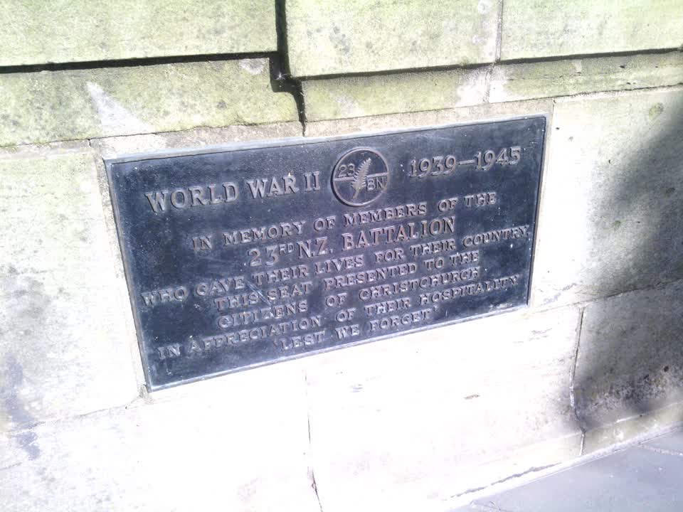 the register’s photograph of the plaque at Bridge Of Remembrance