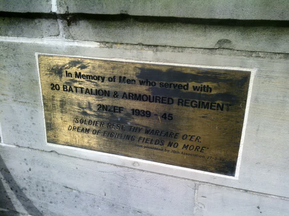 the register’s photograph of the plaque at Bridge Of Remembrance