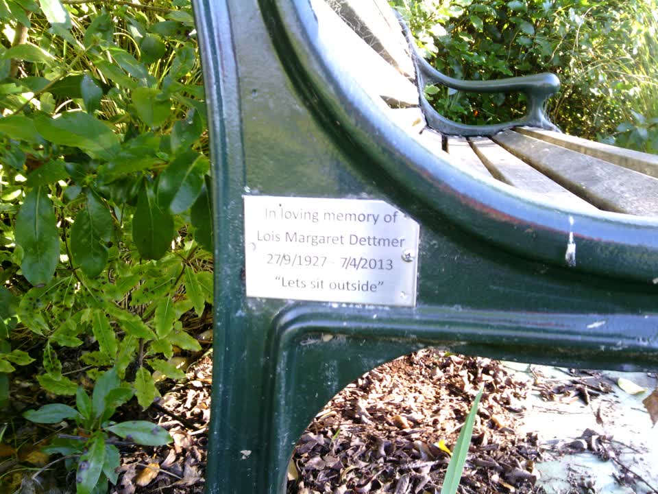 the register’s photograph of the plaque at Groynes