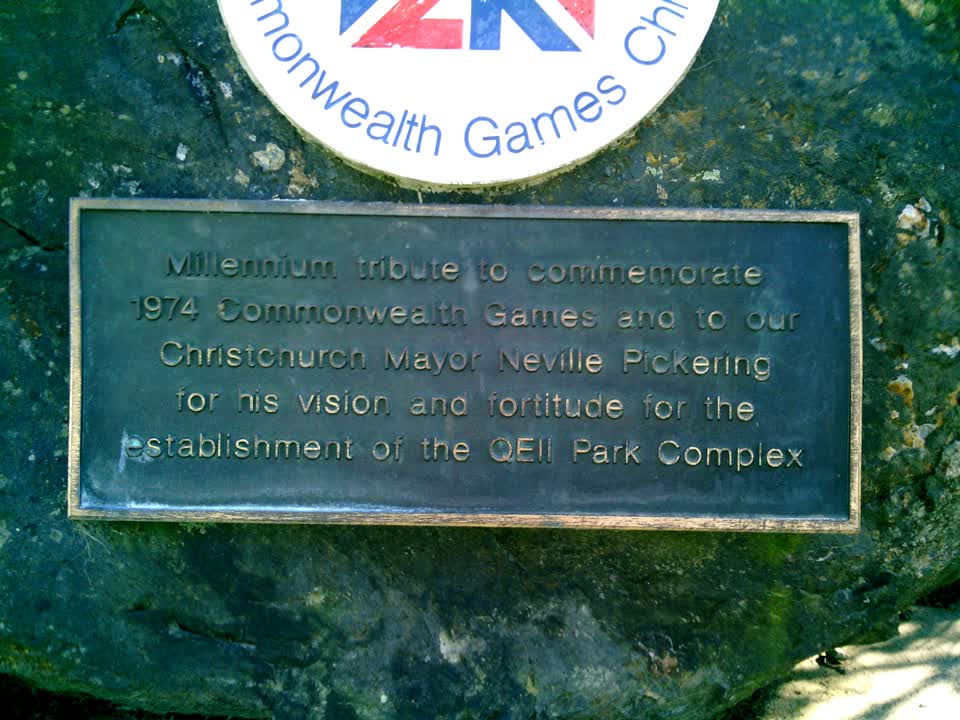 the register’s photograph of the plaque at Queen Elizabeth Ii Park