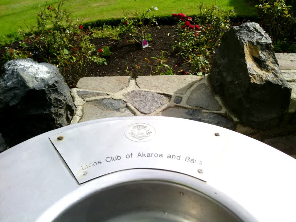 the register’s photograph of the plaque at Akaroa Beach