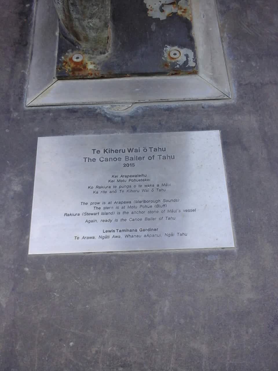the register’s photograph of the plaque at Bailer