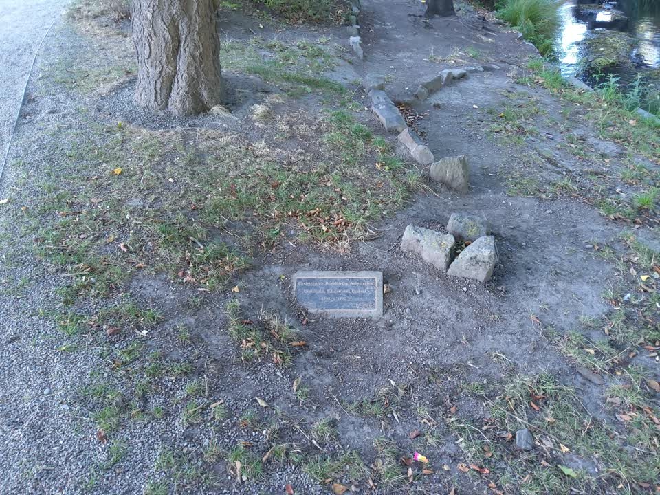 the register’s photograph of the plaque at Avon Riverbank Central City