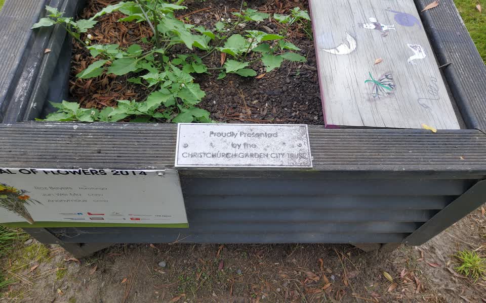 the register’s photograph of the plaque at South Brighton Community Centr