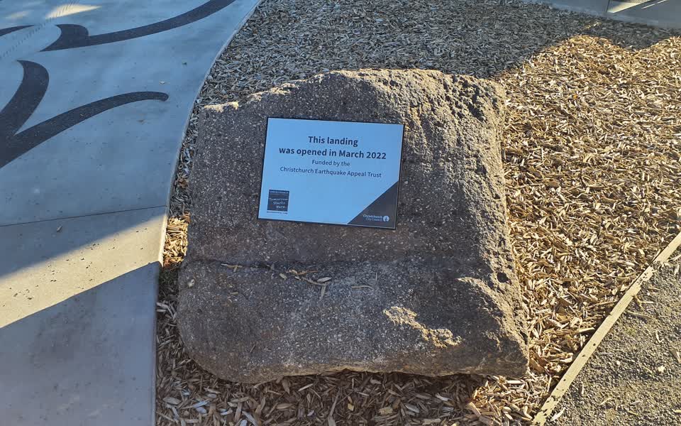 the register’s photograph of the plaque at Avon Corridor 5 Rrz Land