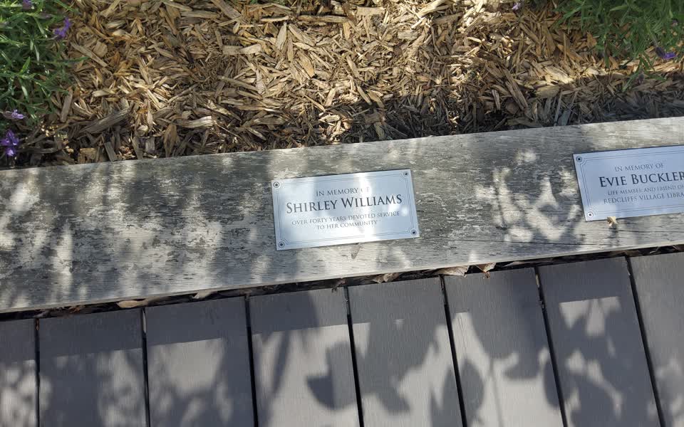 the register’s photograph of the plaque at Redcliffs Public Library
