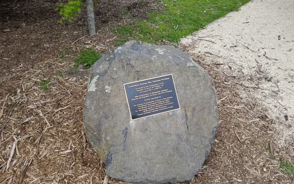 the register’s photograph of the plaque at Halswell Quarry Park