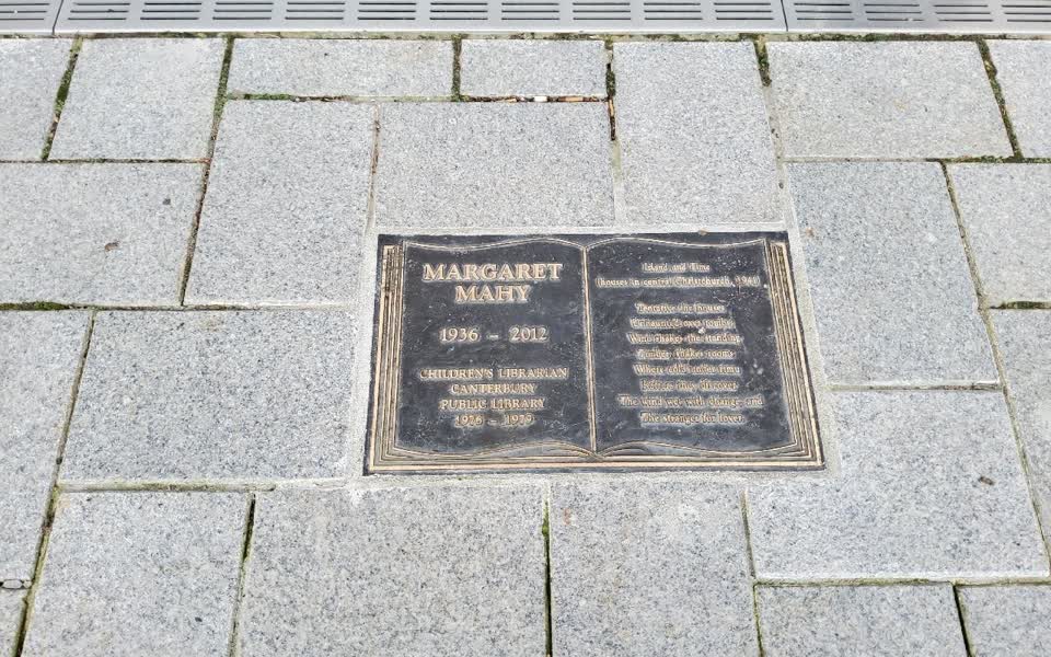 the register’s photograph of the plaque at Godley Statue Reserve