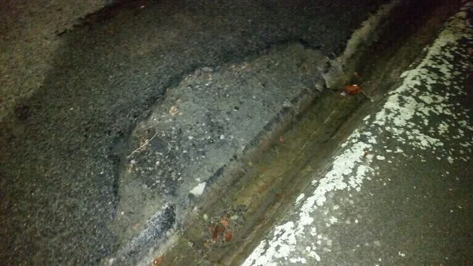 The photograph attached to this roading/streets report