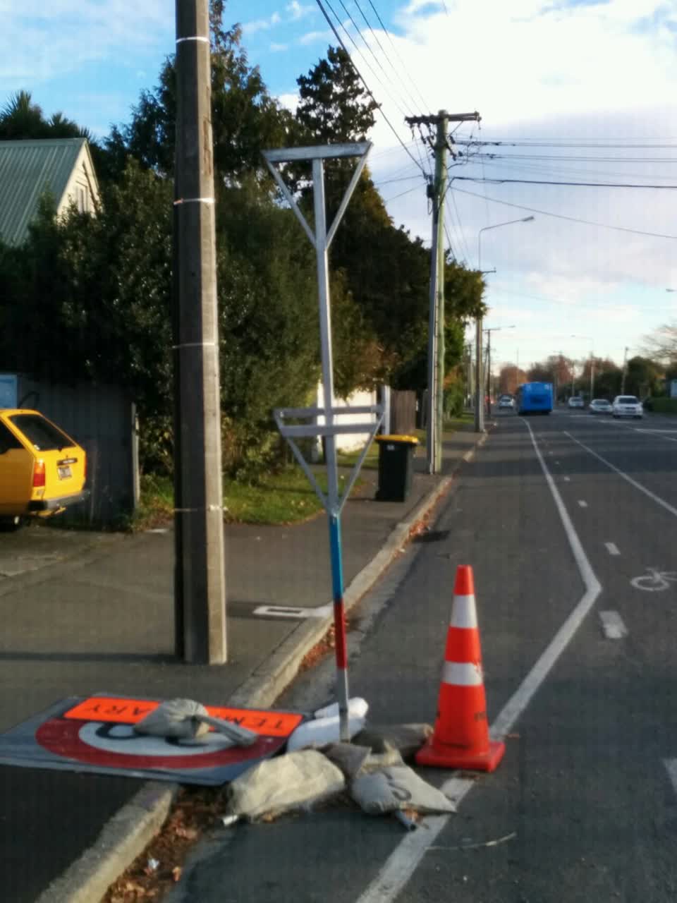 The photograph attached to this roading/streets report