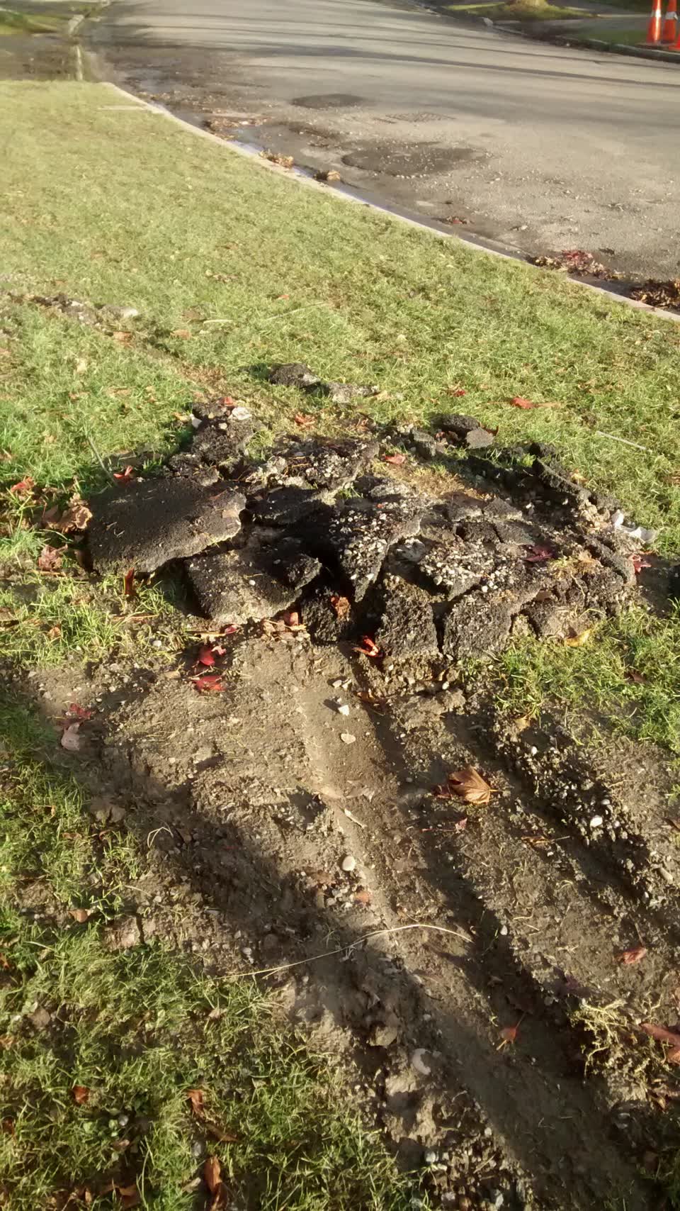 The photograph attached to this roading/streets report