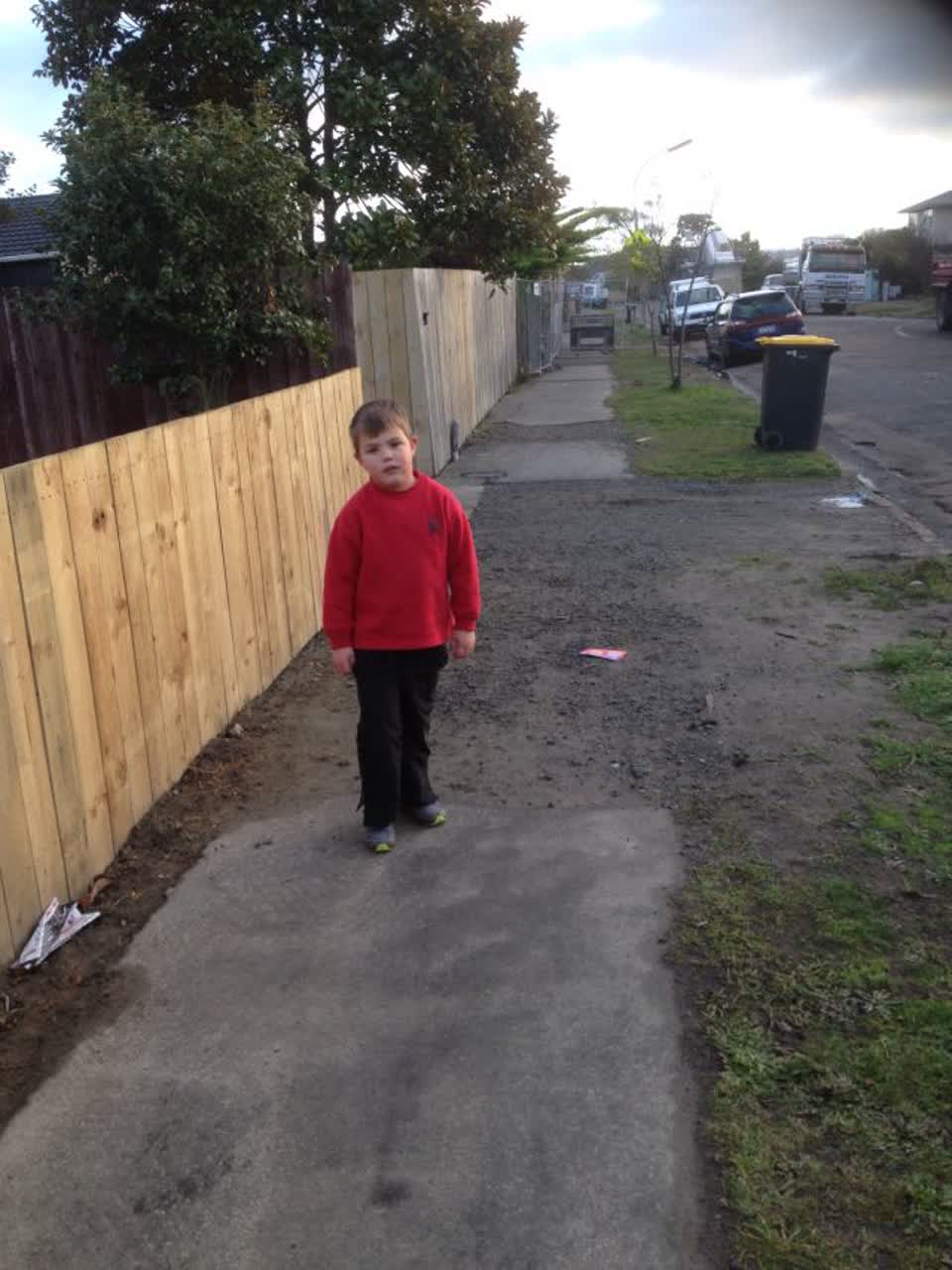 The photograph attached to this roading/streets report