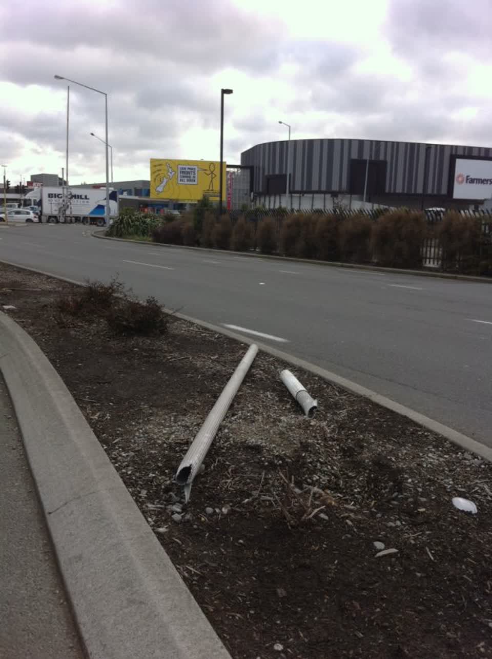 The photograph attached to this roading/streets report