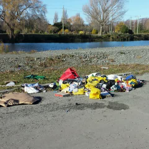Rubbish/Recycling, a report photo