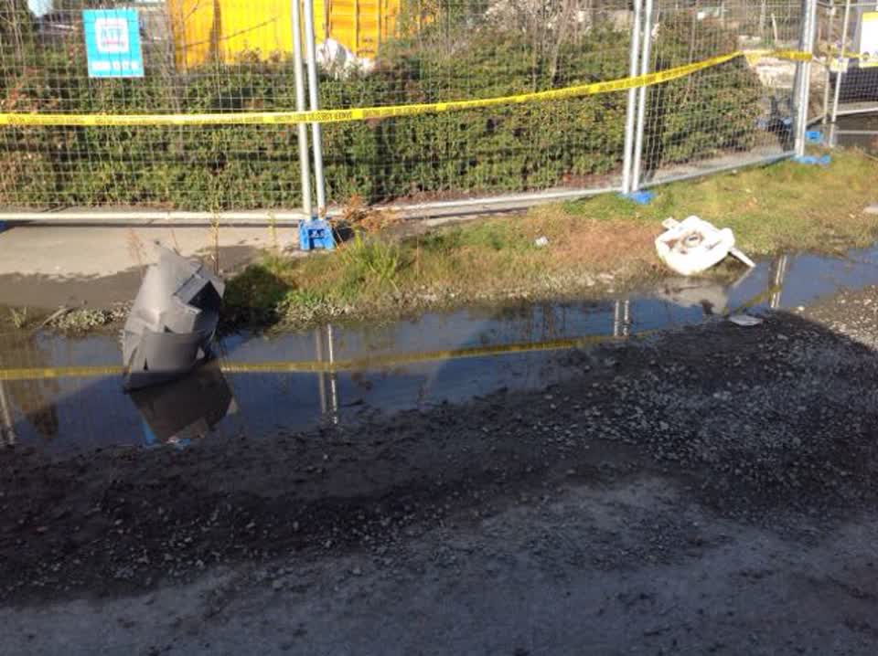 The photograph attached to this rubbish/recycling report