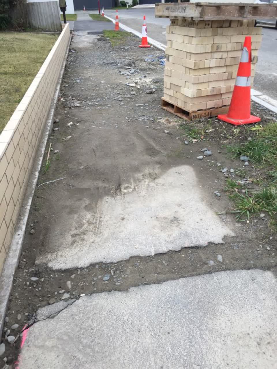 The photograph attached to this roading/streets report