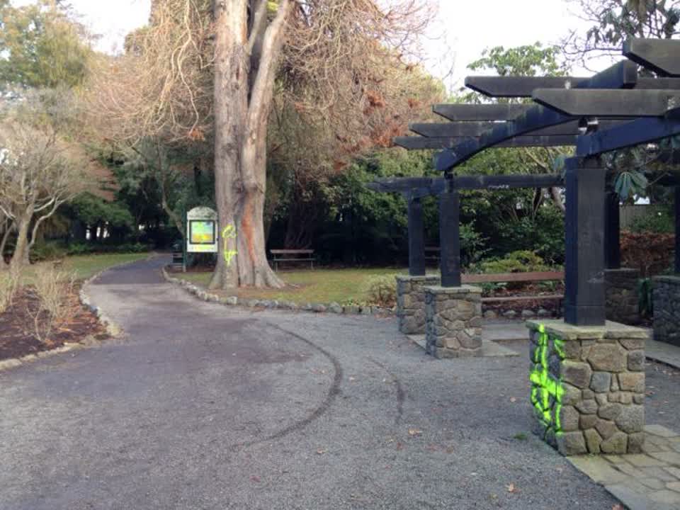 The photograph attached to this graffiti report