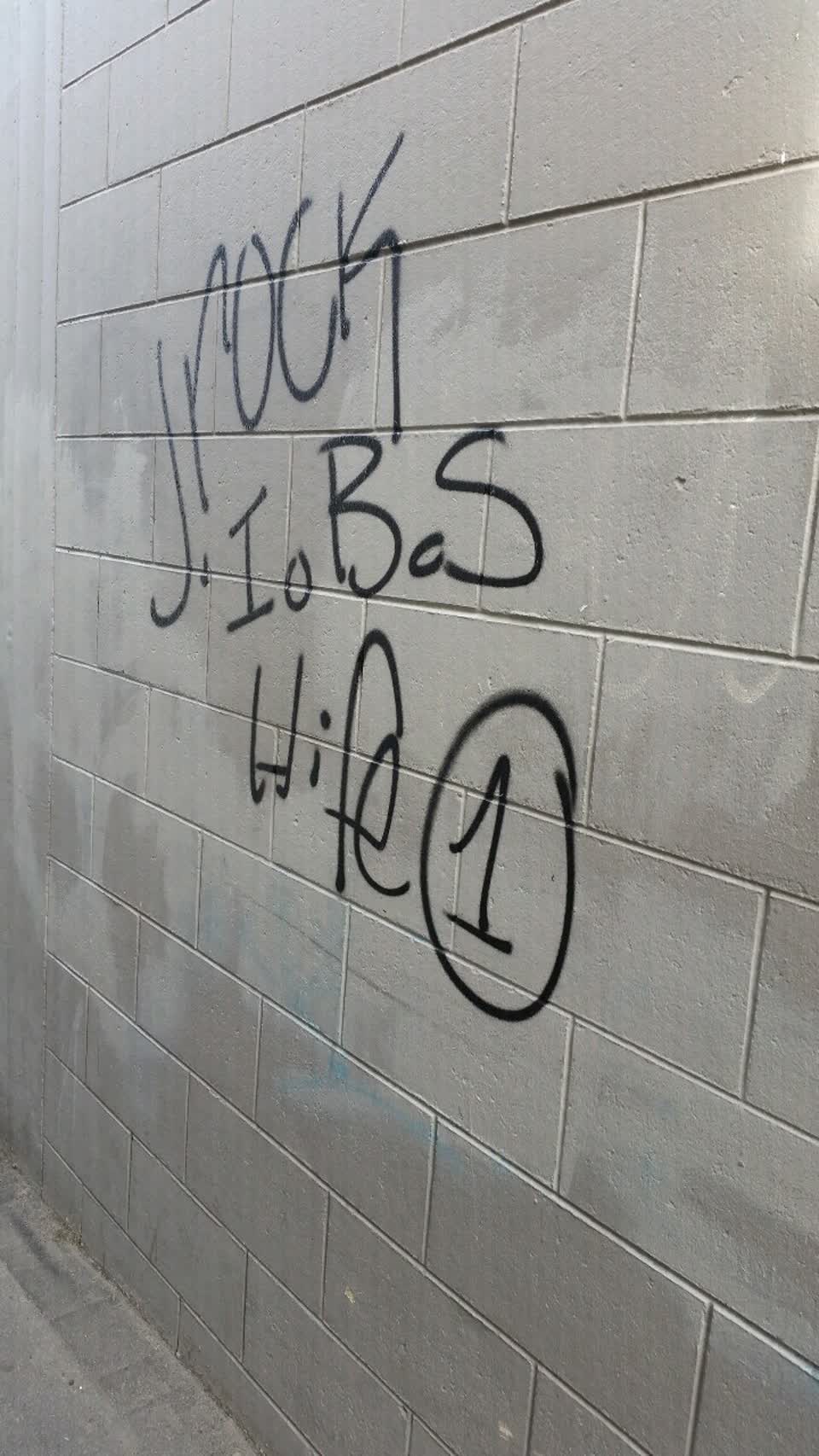The photograph attached to this graffiti report