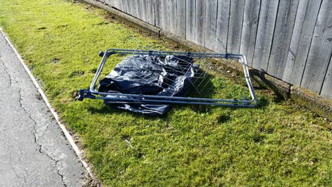 Rubbish/Recycling, a report photo