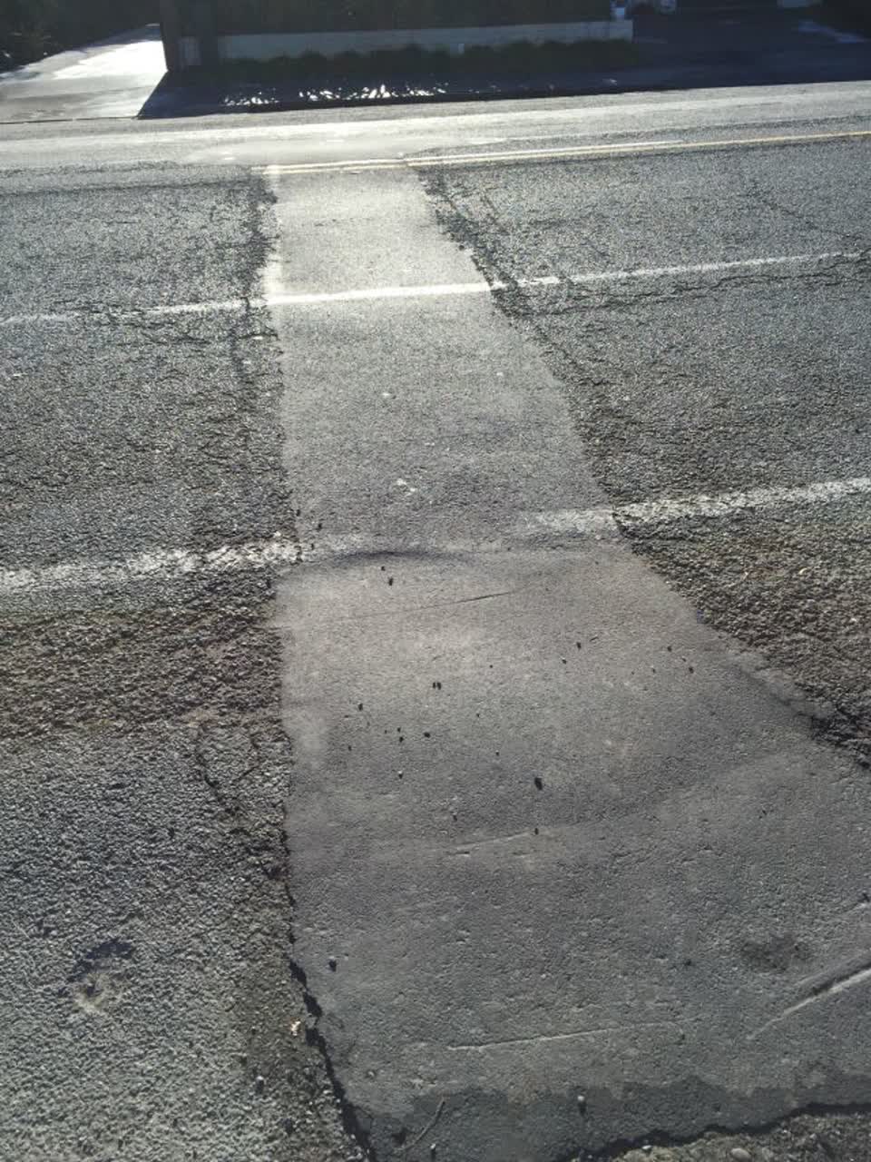 The photograph attached to this roading/streets report