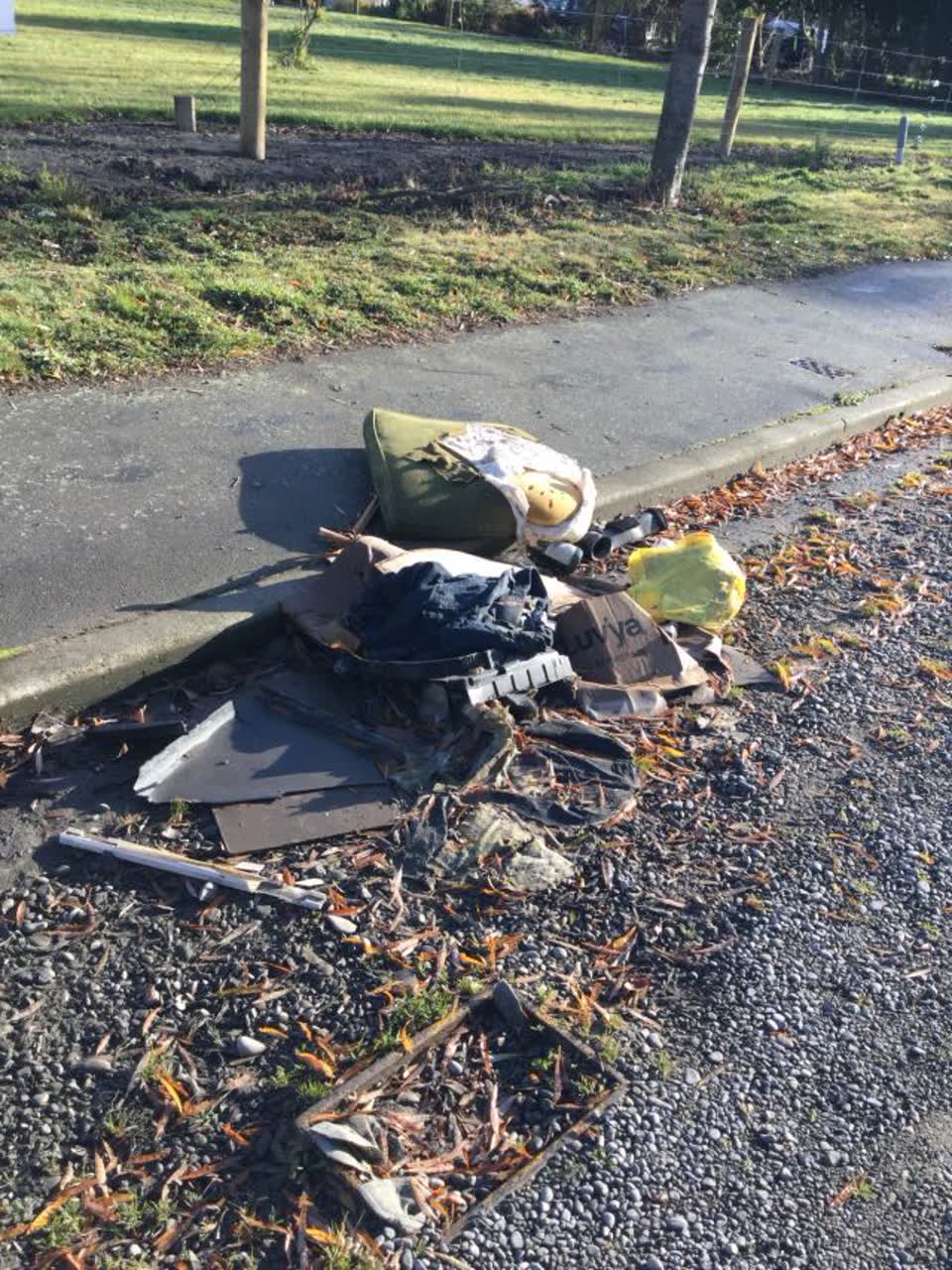 The photograph attached to this rubbish/recycling report