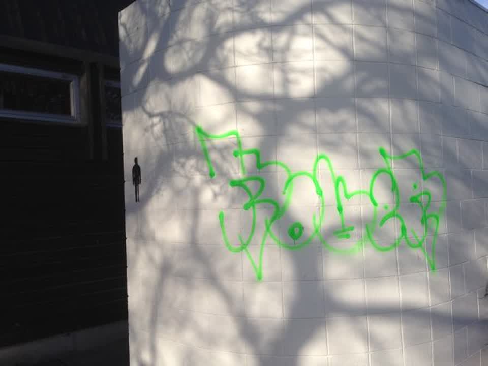 The photograph attached to this graffiti report
