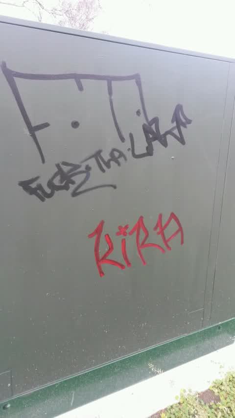 Graffiti, a report photo