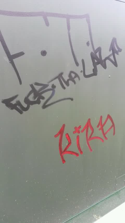 Graffiti, a report photo