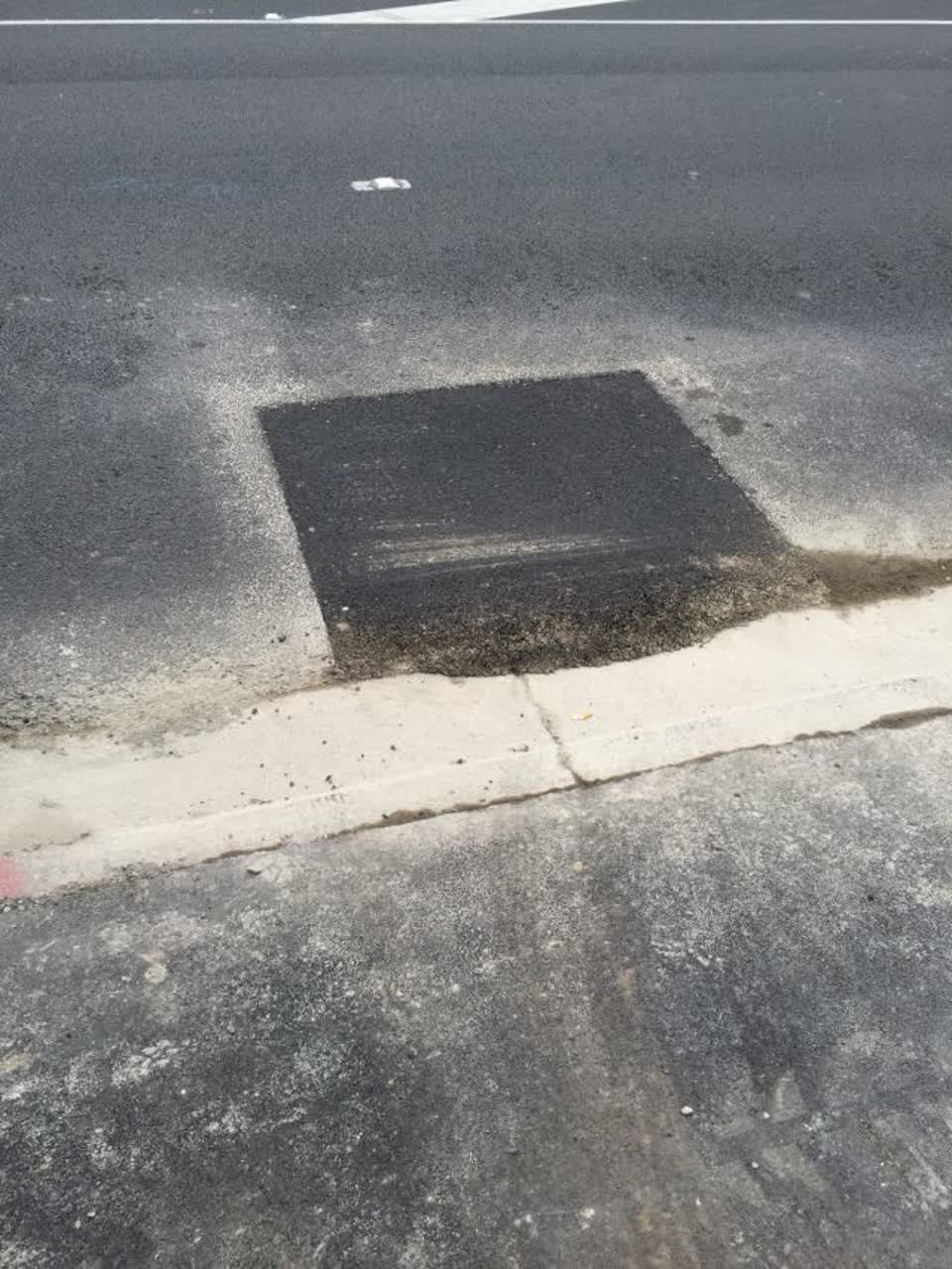 The photograph attached to this roading/streets report