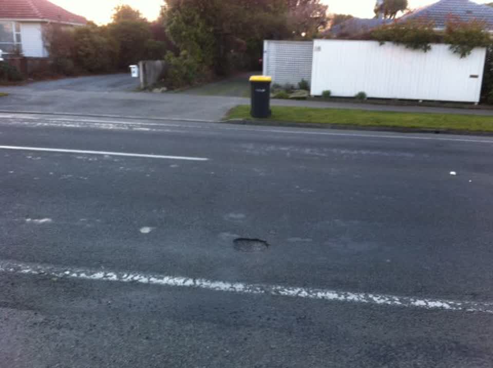 The photograph attached to this roading/streets report