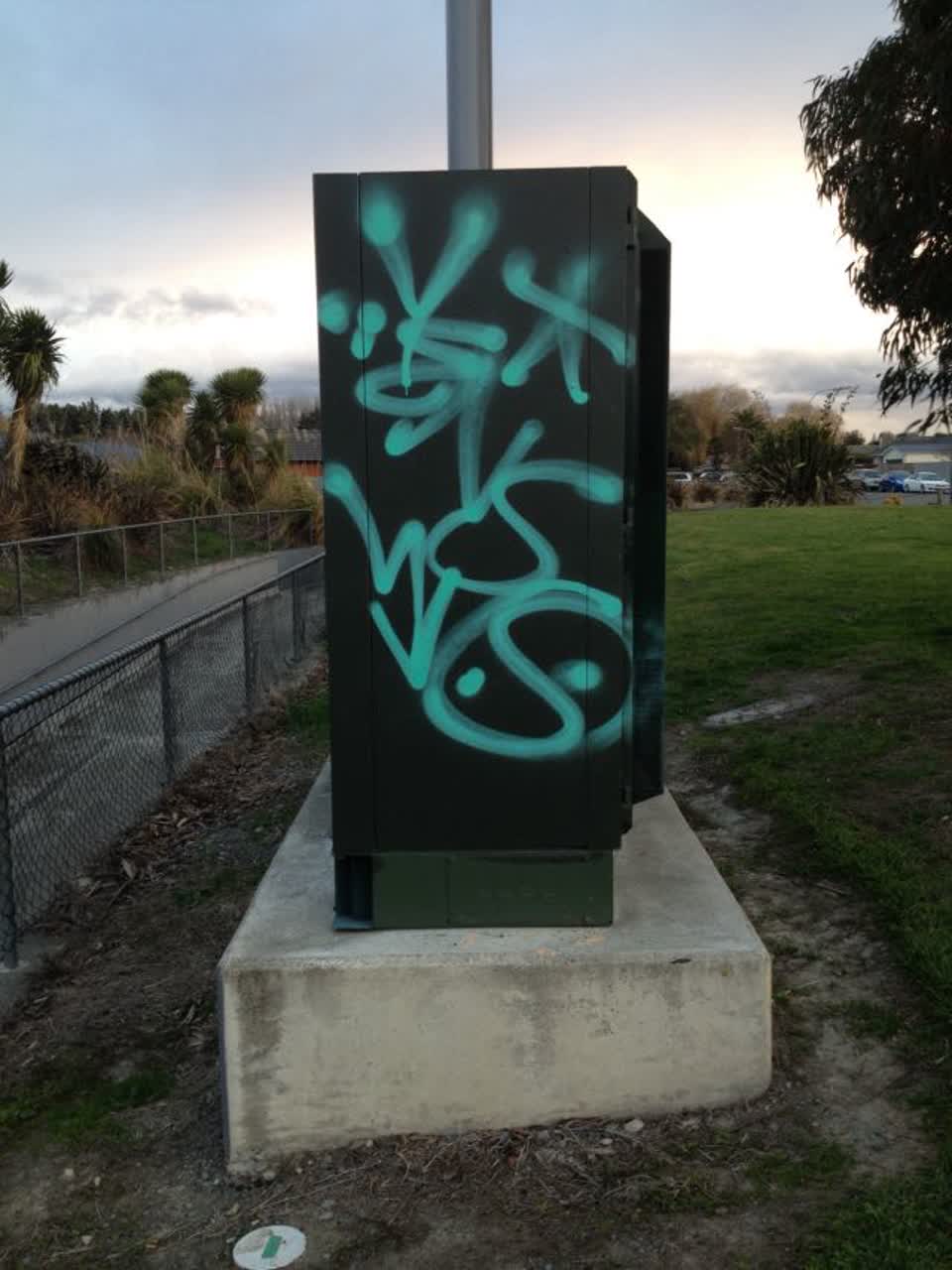 The photograph attached to this graffiti report